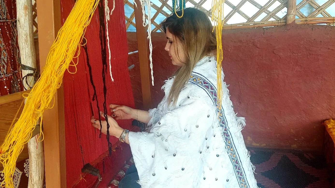 moroccan rug weaving