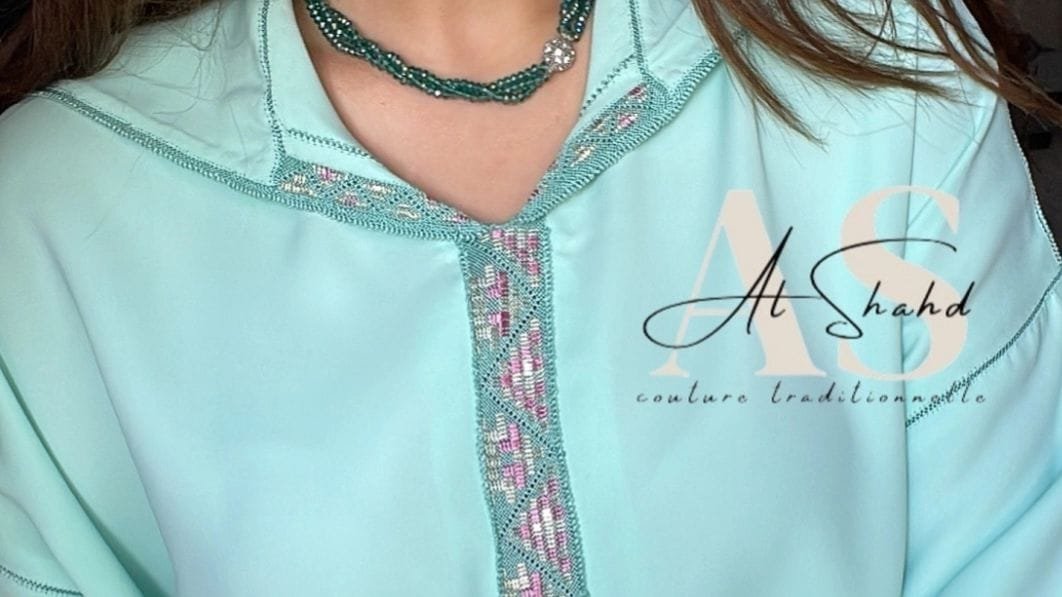 moroccan women djellaba