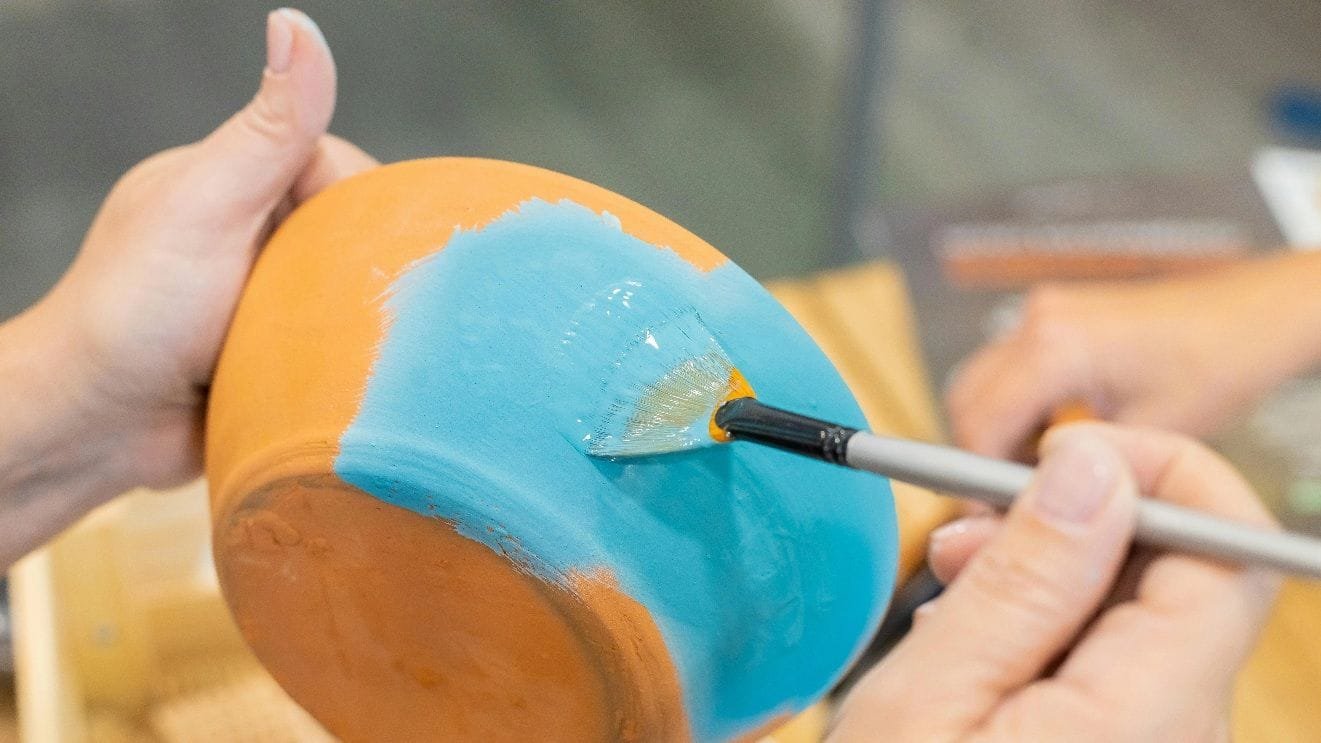 artist artisan differences