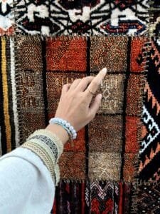 How Do Artisans Bring the Moroccan Berber Rug to Life? Moroccan Berber Rug patterns
