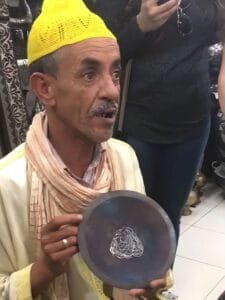 Chakib Hamid: The Elegant Master of Damascening in Morocco Damascening in Morocco Chakib Meknassi