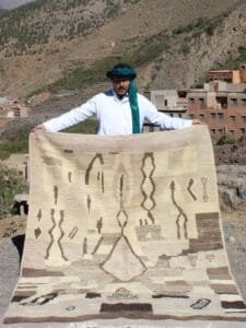 Moroccan Berber Handicrafts and the Atlas Mountains: How Geography Shapes Art? Moroccan Berber Handicrafts rug