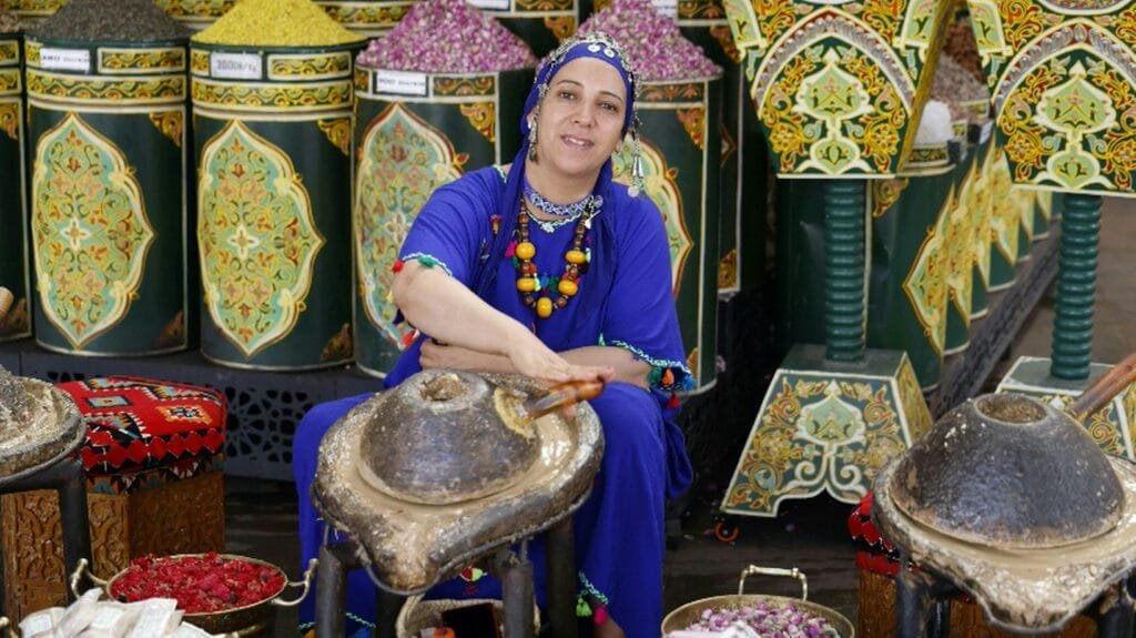 Moroccan Berber Handicrafts and the Atlas Mountains: How Geography Shapes Art? Moroccan Berber Handicrafts