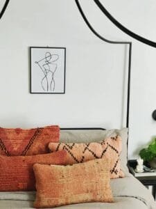 Choosing the Perfect Moroccan Berber Cushion: A Homeowner’s Guide Moroccan Berber cushion at home