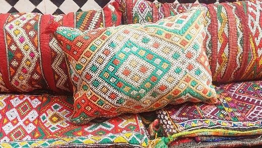 Choosing the Perfect Moroccan Berber Cushion: A Homeowner’s Guide Moroccan Berber cushion